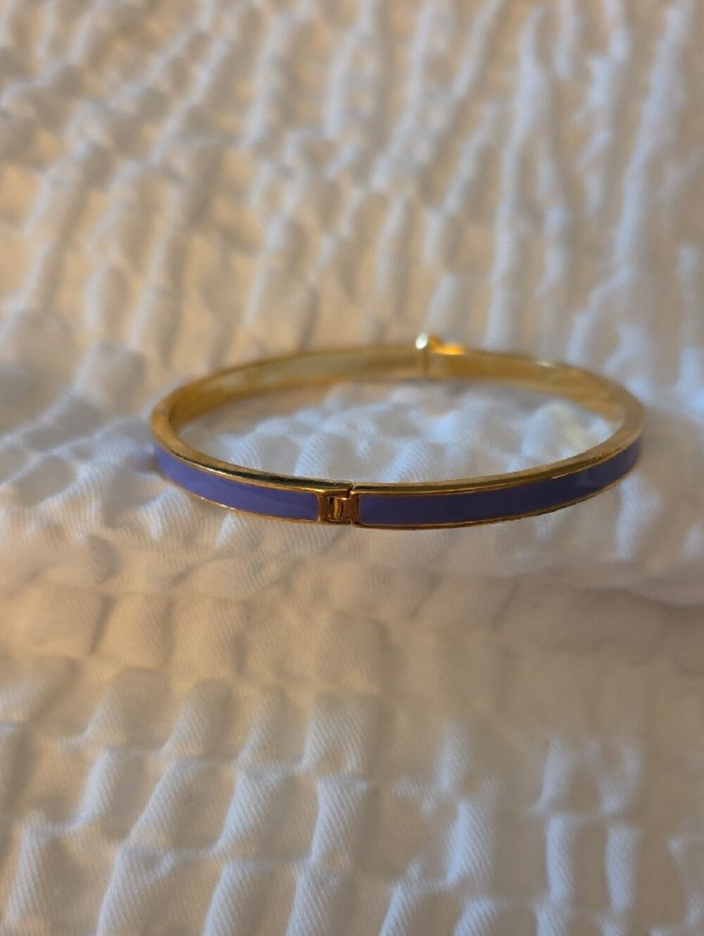 kate spade NWOT Gold-Tone Bracelet with Purple Enamel and Spade Accent - Picture 6 of 6